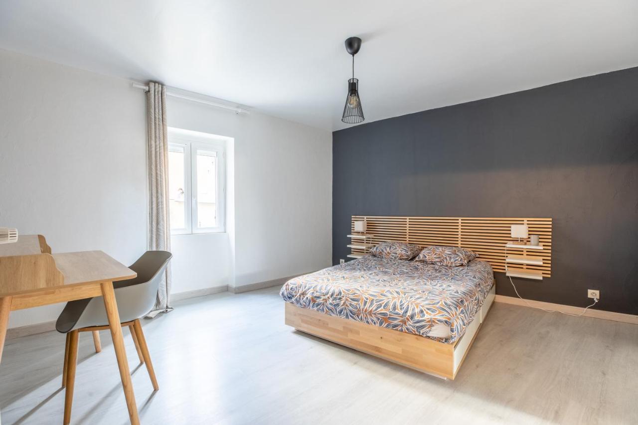 Cosy T2 Renove, Proche Centre-Ville-Fibre/Netflix Montluçon Kültér fotó