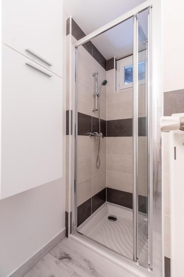 Cosy T2 Renove, Proche Centre-Ville-Fibre/Netflix Montluçon Kültér fotó